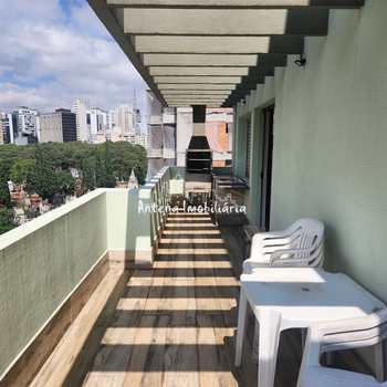Apartamento em São Paulo, bairro Higienópolis