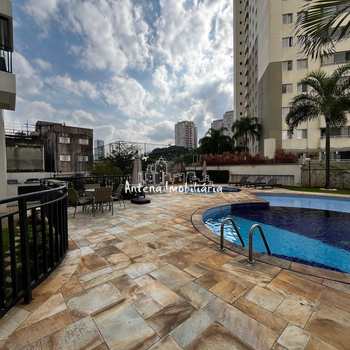 Apartamento em São Paulo, bairro Barra Funda