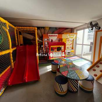 Apartamento em São Paulo, bairro Barra Funda