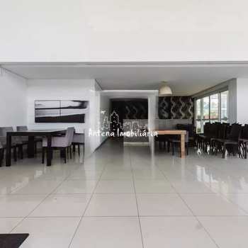 Apartamento em São Paulo, bairro Barra Funda