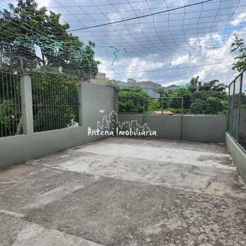 Apartamento em Ferraz de Vasconcelos, bairro Parque Dourado