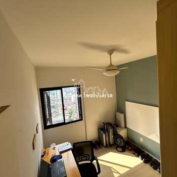 Apartamento em São Paulo, bairro Cambuci