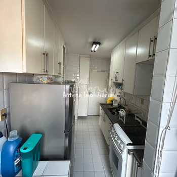 Apartamento em São Paulo, bairro Cambuci