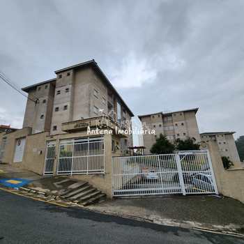 Apartamento em Ferraz de Vasconcelos, bairro Jardim Santa Rosa