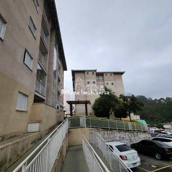 Apartamento em Ferraz de Vasconcelos, bairro Jardim Santa Rosa
