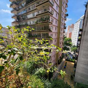 Apartamento em São Paulo, bairro Higienópolis