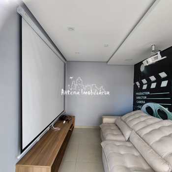 Apartamento em Ferraz de Vasconcelos, bairro Tanquinho