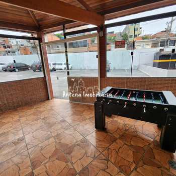 Apartamento em Ferraz de Vasconcelos, bairro Parque São Francisco