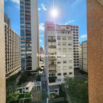 Apartamento em São Paulo, bairro Santa Cecília