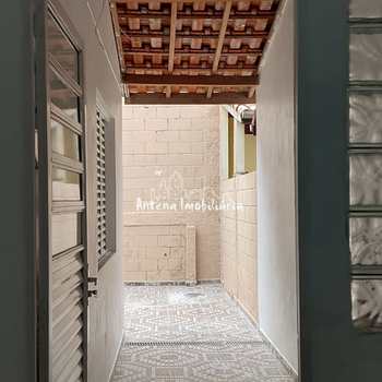 Casa de Condomínio em Ferraz de Vasconcelos, bairro Vila Romanópolis