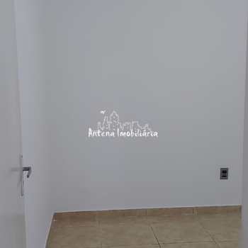 Casa de Condomínio em Ferraz de Vasconcelos, bairro Vila Romanópolis
