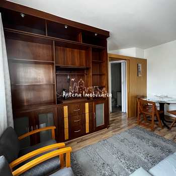 Apartamento em São Paulo, bairro Santa Cecília