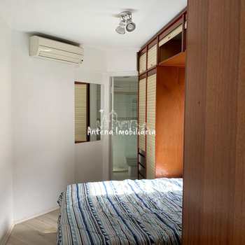 Apartamento em São Paulo, bairro Santa Cecília