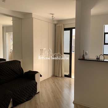Apartamento em São Paulo, bairro Santa Cecília