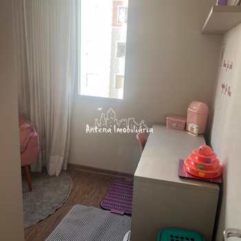 Apartamento em Suzano, bairro Vila Urupês
