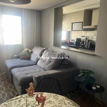 Apartamento em Suzano, bairro Vila Urupês