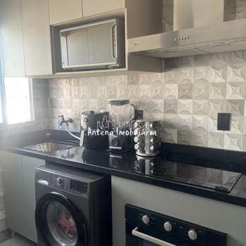 Apartamento em Suzano, bairro Vila Urupês