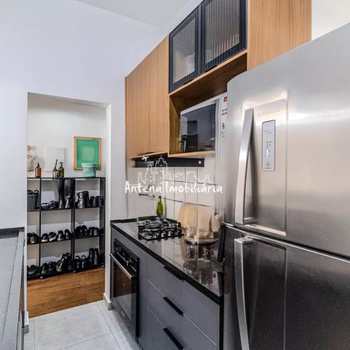 Apartamento em São Paulo, bairro Santa Cecília