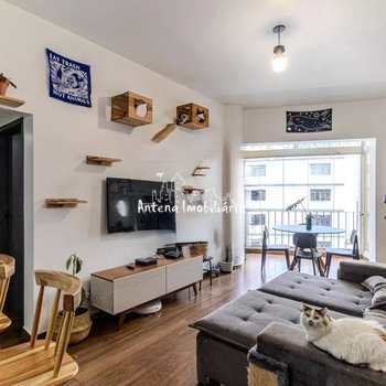 Apartamento em São Paulo, bairro Santa Cecília
