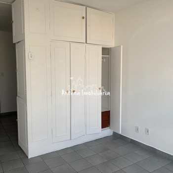 Kitnet em São Paulo, bairro Santa Cecília