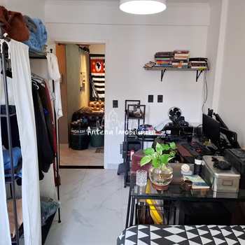 Apartamento em São Paulo, bairro Santa Cecília