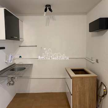 Kitnet em São Paulo, bairro Santa Cecília