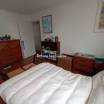Apartamento em São Paulo, bairro Higienópolis