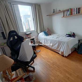 Apartamento em São Paulo, bairro Higienópolis