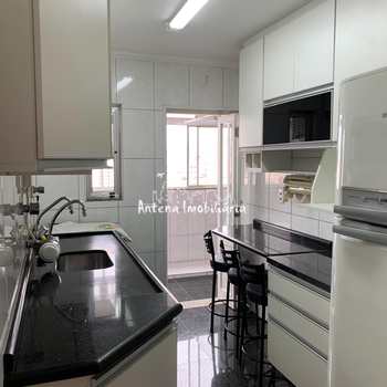 Apartamento em São Paulo, bairro Santa Cecília