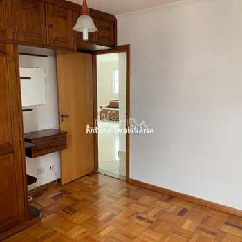 Apartamento em São Paulo, bairro Santa Cecília
