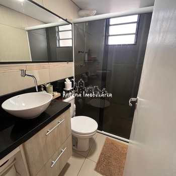 Apartamento em Ferraz de Vasconcelos, bairro Ferraz de Vasconcelos