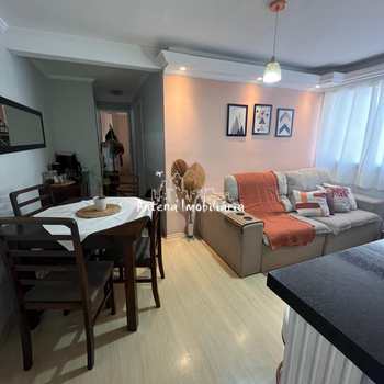 Apartamento em Ferraz de Vasconcelos, bairro Ferraz de Vasconcelos