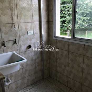 Apartamento em Ferraz de Vasconcelos, bairro Vila Solar