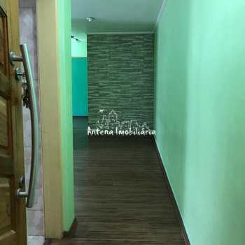 Apartamento em Ferraz de Vasconcelos, bairro Vila Solar