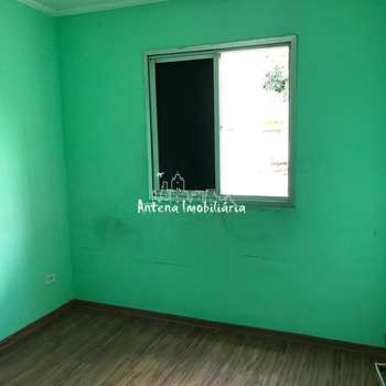 Apartamento em Ferraz de Vasconcelos, bairro Vila Solar