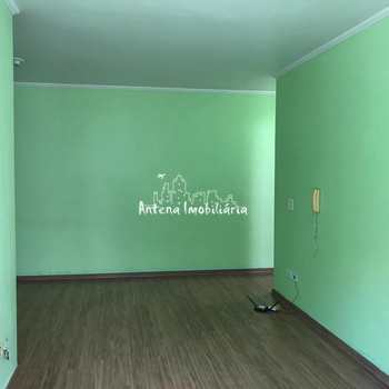 Apartamento em Ferraz de Vasconcelos, bairro Vila Solar