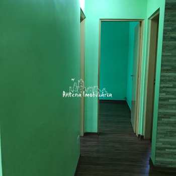 Apartamento em Ferraz de Vasconcelos, bairro Vila Solar