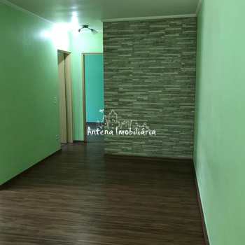 Apartamento em Ferraz de Vasconcelos, bairro Vila Solar