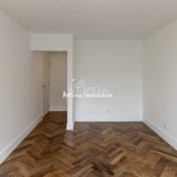 Apartamento em São Paulo, bairro Higienópolis