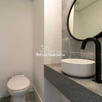 Apartamento em São Paulo, bairro Higienópolis