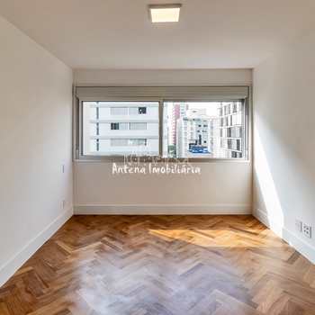 Apartamento em São Paulo, bairro Higienópolis