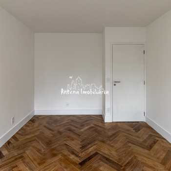Apartamento em São Paulo, bairro Higienópolis