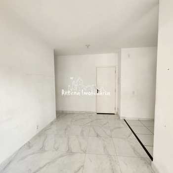 Apartamento em Ferraz de Vasconcelos, bairro Jardim Rodrigues Alves