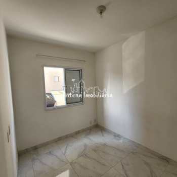 Apartamento em Ferraz de Vasconcelos, bairro Jardim Rodrigues Alves