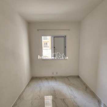 Apartamento em Ferraz de Vasconcelos, bairro Jardim Rodrigues Alves