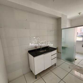 Apartamento em Ferraz de Vasconcelos, bairro Jardim Rodrigues Alves