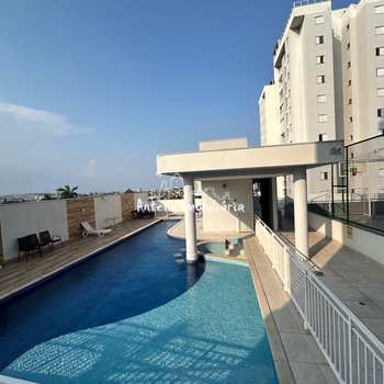 Apartamento em Ferraz de Vasconcelos, bairro Vila Romanópolis