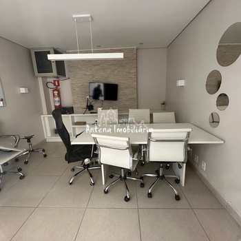 Apartamento em Ferraz de Vasconcelos, bairro Vila Romanópolis