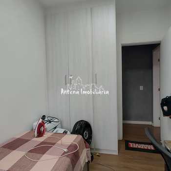 Apartamento em Ferraz de Vasconcelos, bairro Vila Romanópolis