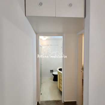 Apartamento em São Paulo, bairro Santa Cecília